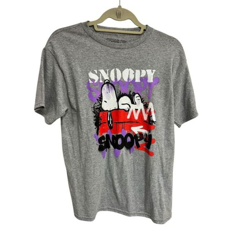 Peanuts Snoopy Graffiti Women’s T-Shirt Multicolor Size L Short Sleeve